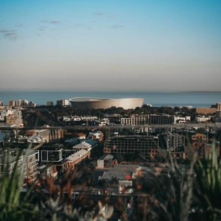 "Lykke On Bree" - Unique Apartment With Stunning Table Mountain Views Kapstaden Eksteriør billede